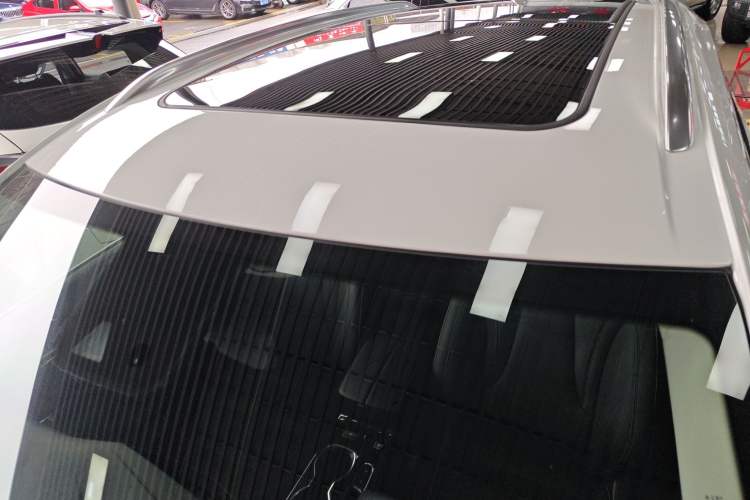 Used Buick Envision 2022 Encore S 552T Two-Wheel-Drive Luxury Model