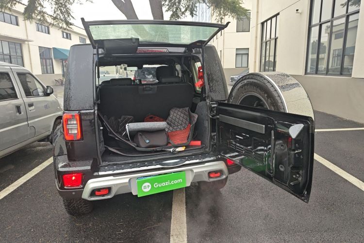 Used  BJ40 2020 2.0T Automatic Four-Wheel Drive Tribute Edition 2020 Xieke Version
