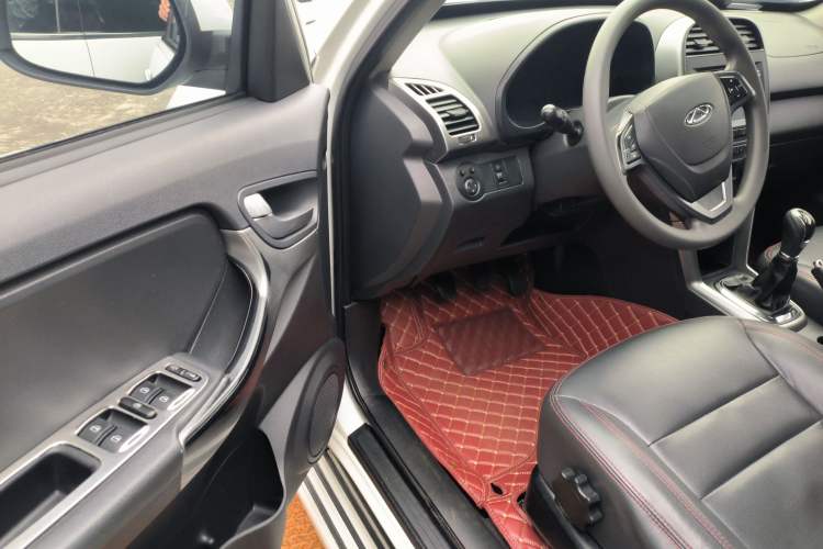 Used Chery Tiggo 3 2015 1.6L Manual Zhishang Sport Edition
