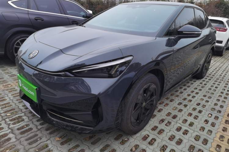 Used Volkswagen ID.UNYX 2024 Pro Long-Range Version