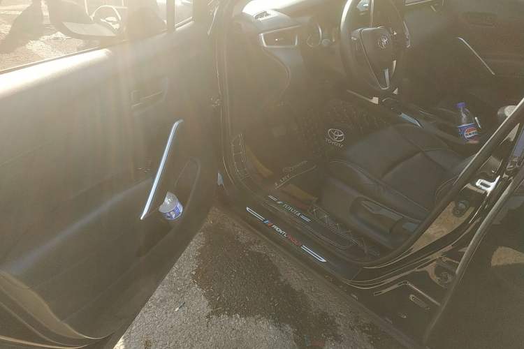 Used Toyota FRONTLANDER 2022 2.0L CVT Leading Edition