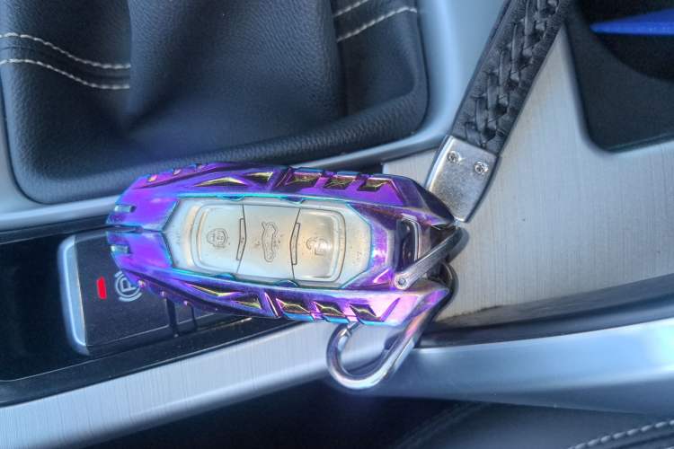 Used Geely Auto Emgrand X7 Sport 2016 2.0L Manual Smart Connect Version