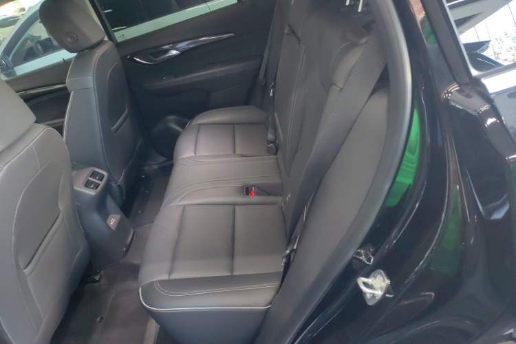 Used Buick Envision 2022 Encore Plus 652T Five-Seat Luxury Model