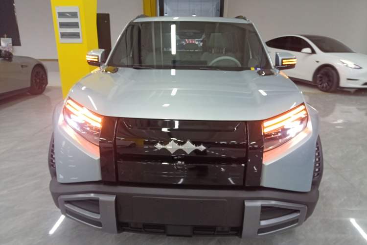 Used  Titanium 3 2025 501KM All-Wheel Drive Intelligent Driving Ultra Version
