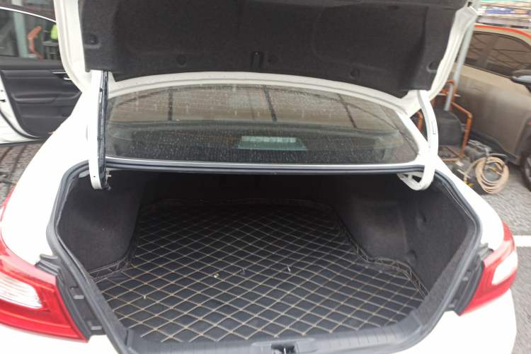 Used Nissan Teana 2016 Revised Version 2.0L XL Comfort Edition
