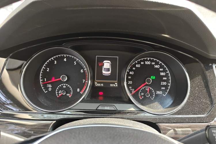 Used Volkswagen Lamando 2015 280TSI DSG Luxury Edition