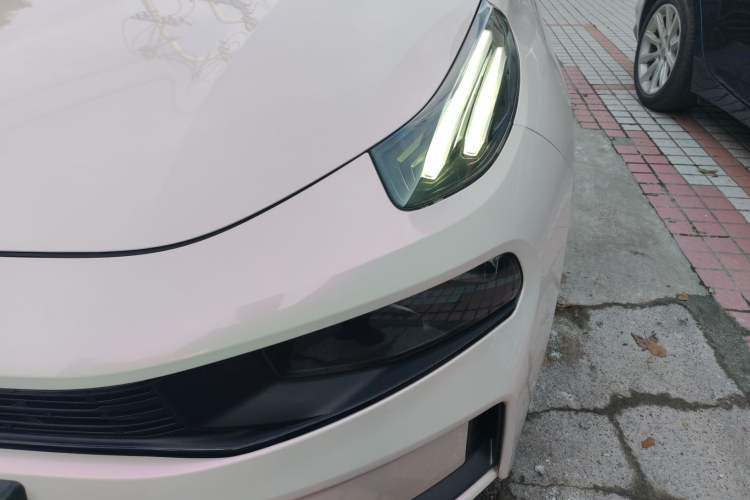 Used Lynk & Co 03 2019 2.0TD Automatic Trend Edition
