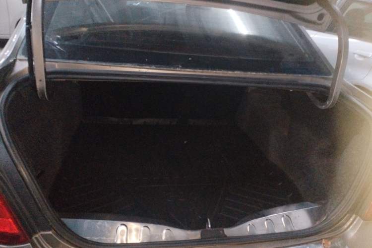 Used Peugeot 301 2014 1.6L Automatic Prestige Edition
