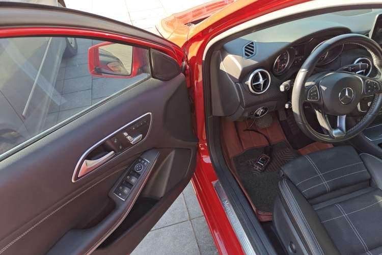 Used Mercedes-Benz A-Class 2017 A 200 Fashion Model
