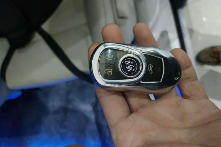 Used Buick GL8 2023 ES Lu Zun Comfort Model
