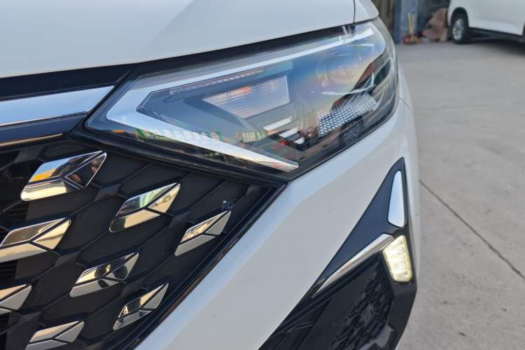 Used Jetta VS5 2023 280TSI Automatic Enjoyment Model
