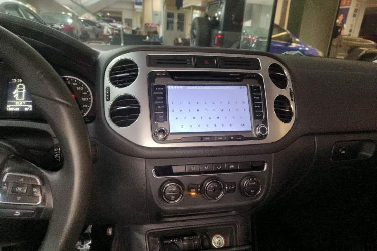 Used Volkswagen Tiguan 2013 1.8TSI Automatic All-Wheel-Drive Comfort Edition