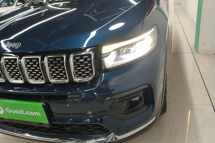 Used  Grand Commander 2022 2.0T Two-Wheel Drive Luxury Version
