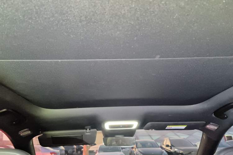 Used Zeekr 7X 2025 100 kWh Long-Range Rear-Wheel Drive with Intelligent Driving Features