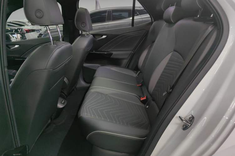 Used Volkswagen ID.3 2024 Outstanding Edition
