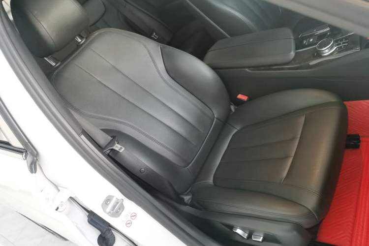 Used BMW 5 Series 2018 525Li M Sport Package
