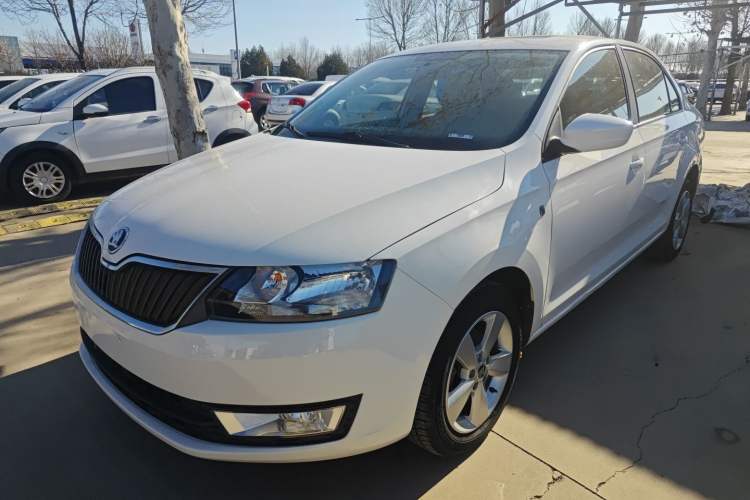 Used Skoda Rapid 2013 1.6L Automatic Smart Selection Model