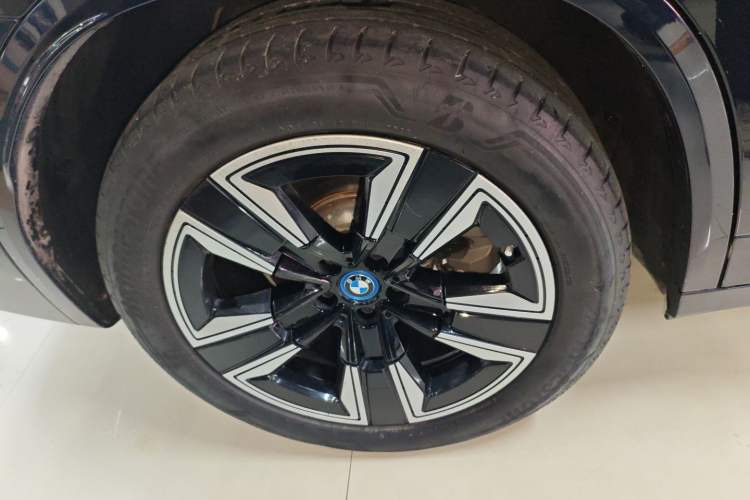 Used BMW iX3 2022 Updated Leading Version
