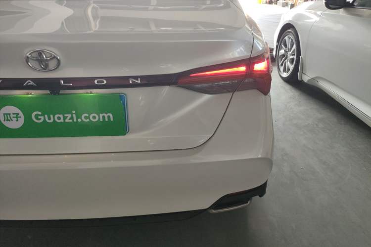 Used Toyota Avalon 2019 2.0L Ambition Edition China VI
