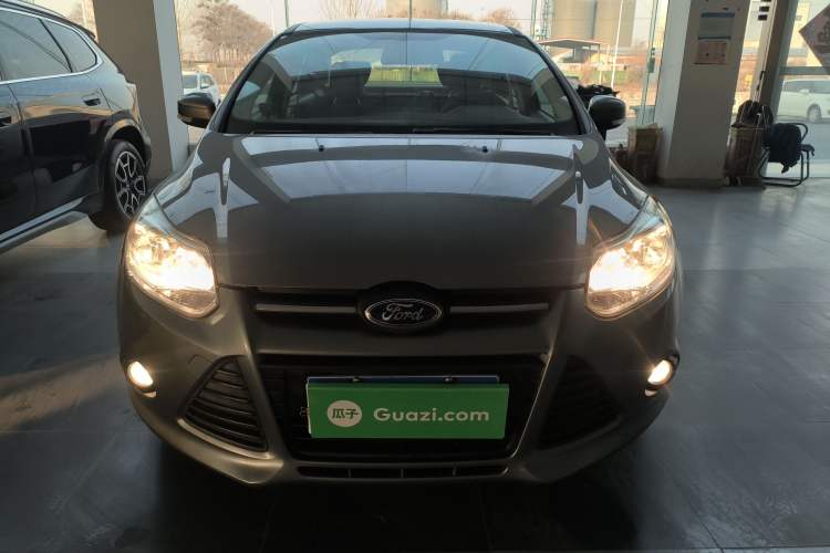 Used Ford Focus 2012 Sedan 1.6L Automatic Comfort Model
