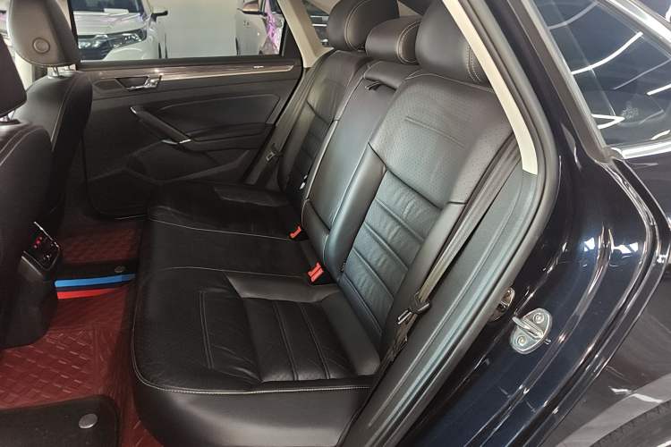 Used Volkswagen Passat 2017 330TSI DSG Prestige Edition
