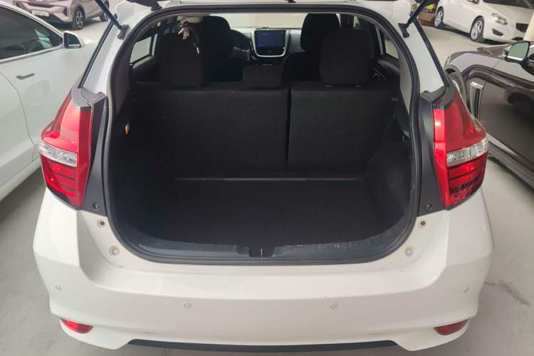 TDK.VehicleDetails.img