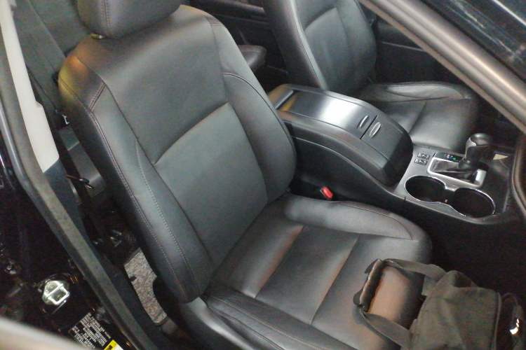 Used Toyota Highlander 2015 2.0T Two-Wheel Drive Luxury Edition 7 Seats