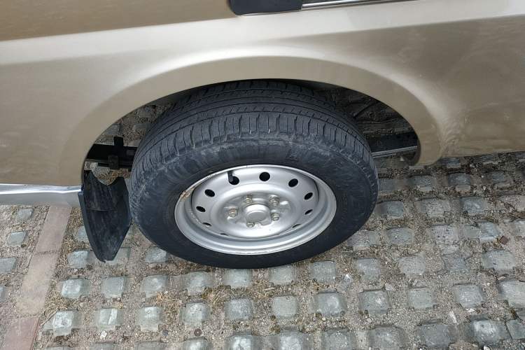 Used Wuling Rongguang 2021 1.5L Extended Standard Version with Air Conditioning – L3C
