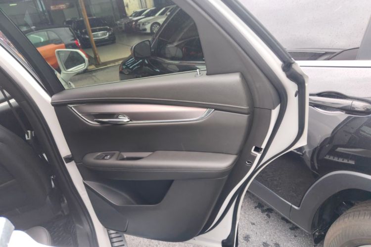 Used Cadillac XT5 2020 28T Tech Edition