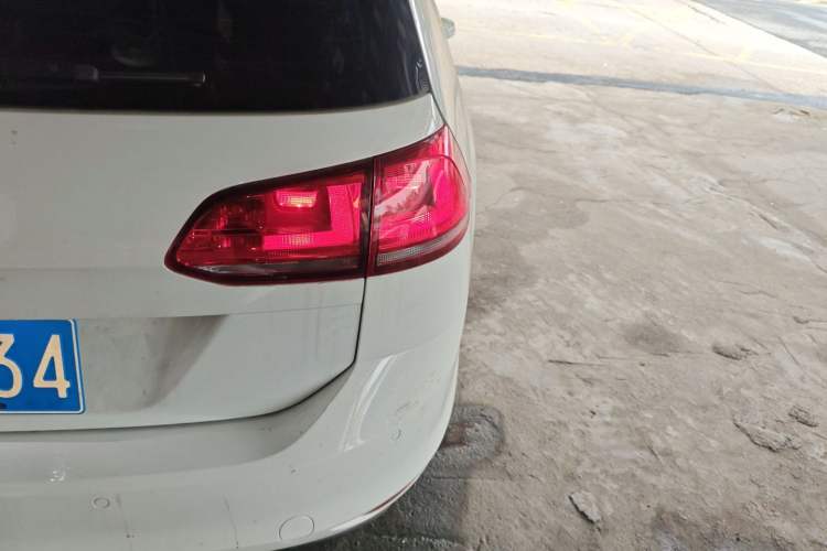 Used Volkswagen Golf 2015 1.4TSI Comfort Travel Edition
