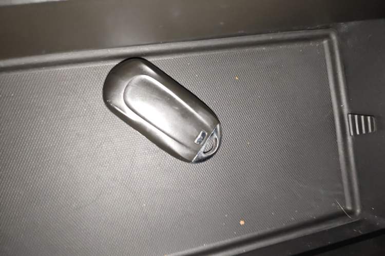 Used Buick GL8 2022 Avenir Aivia 7-Seater Deluxe Edition
