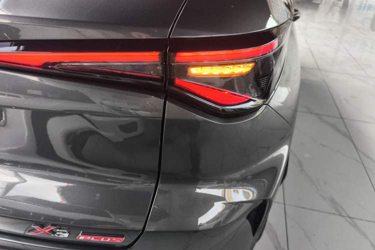 Used Oshan X5 PLUS 2023 1.5T DCT Navigation Edition
