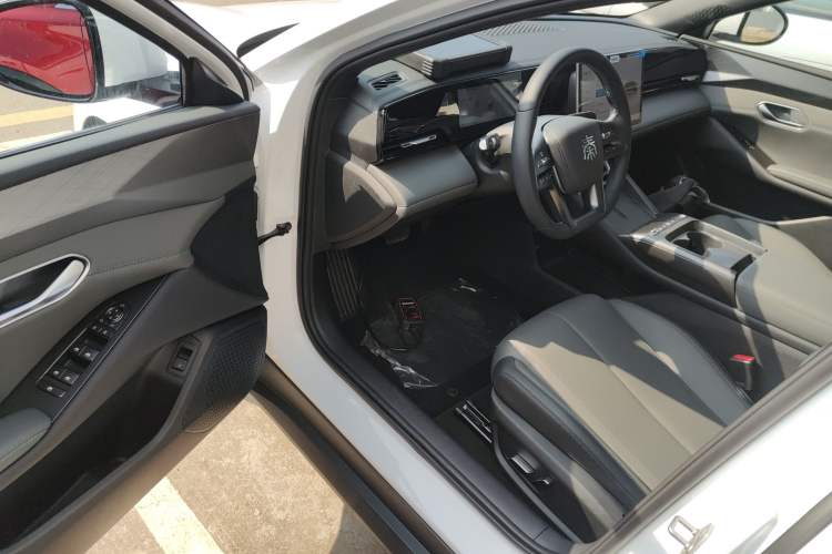 Used BYD Qin L 2025 EV 545KM Beyond Version