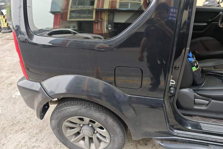 Used Suzuki Jimny 2015 1.3 AT JLX
