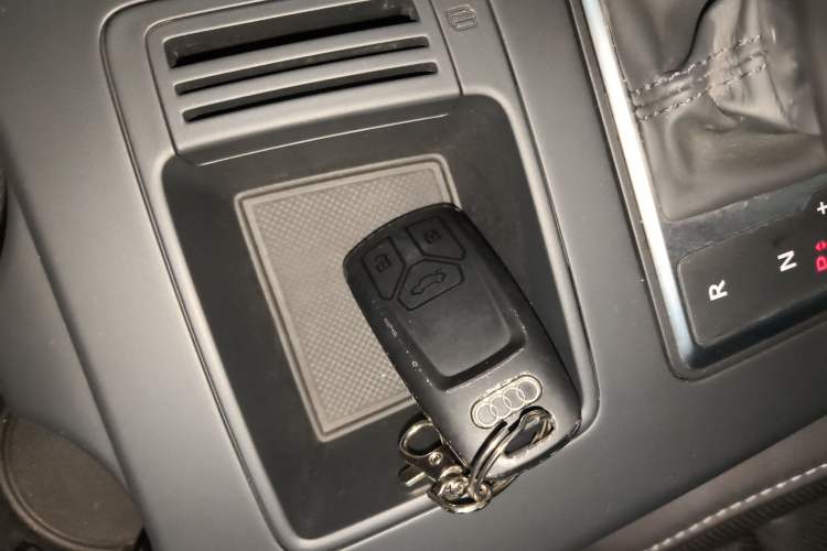 Used Audi A4L 2022 40 TFSI Fashion Dynamic Model
