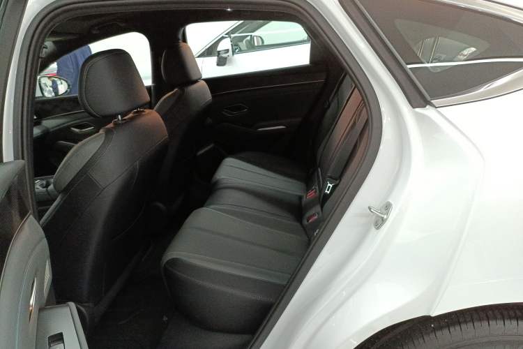 Used BYD Qin L 2025 DM-i Smart Drive 120KM Superior Model
