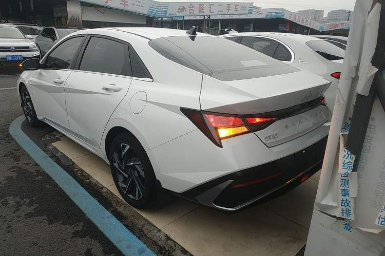 Used Hyundai Elantra 2023 1.5L CVT GLX Elite Edition