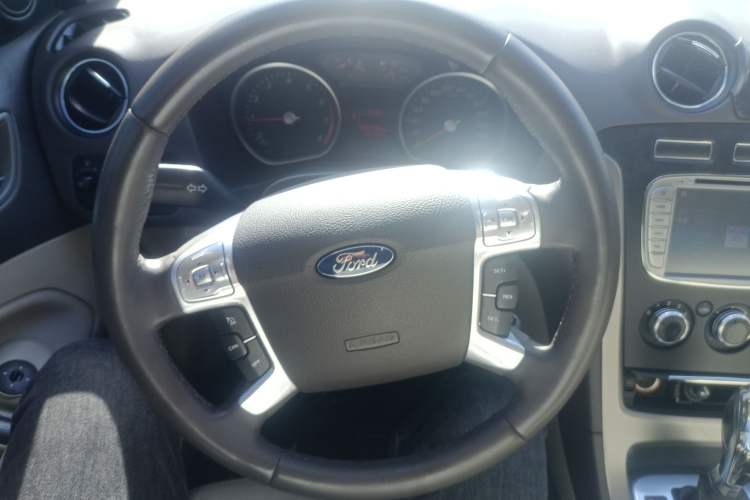 Used Ford Mondeo 2013 2.3L Fashion Edition
