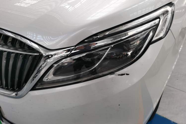 Used Buick GL8 2018 ES 28T Premium Model China VI Standard
