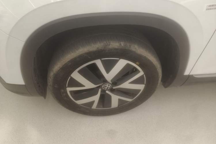 Used Volkswagen Tayron 2023 300TSI Two-Wheel-Drive Luxury Plus Advanced Edition
