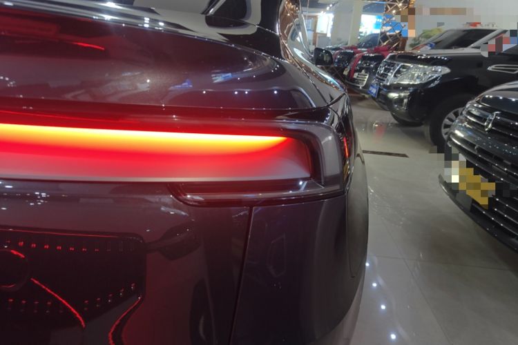 Used Tesla Model Y 2025 Rear-Wheel-Drive Version
