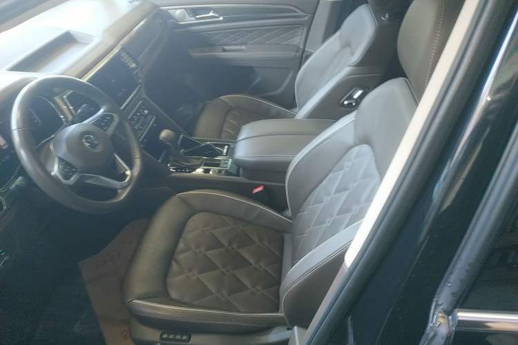 Used Volkswagen Viloran 2020 380TSI Prestige Edition
