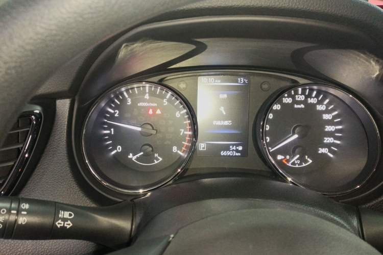 Used Nissan X-Trail 2017 2.0L CVT 7-Seater Comfort Edition 2WD
