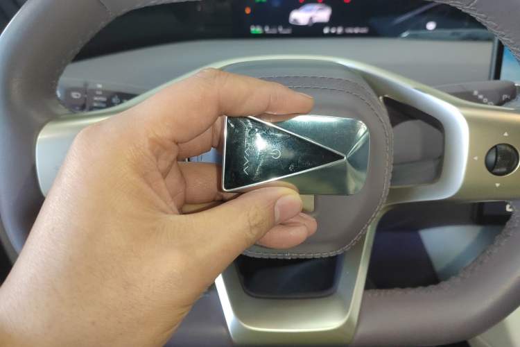 Used  12 2025 Ultra Extended-Range Edition