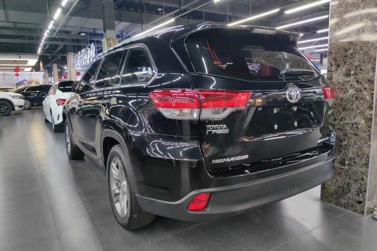 Used Toyota Highlander 2018 2.0T Four-Wheel Drive Luxury Edition 7 Seats China V Emission Standard
