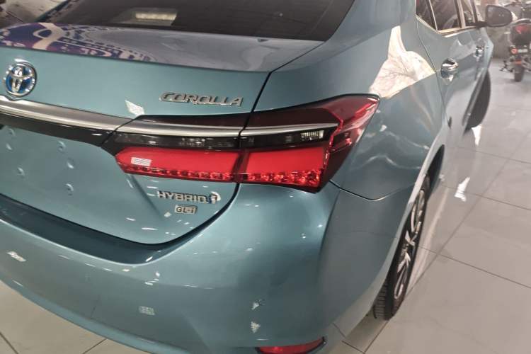 Used Toyota Corolla 2017 Revised Dual-Engine 1.8L E-CVT Elite Edition
