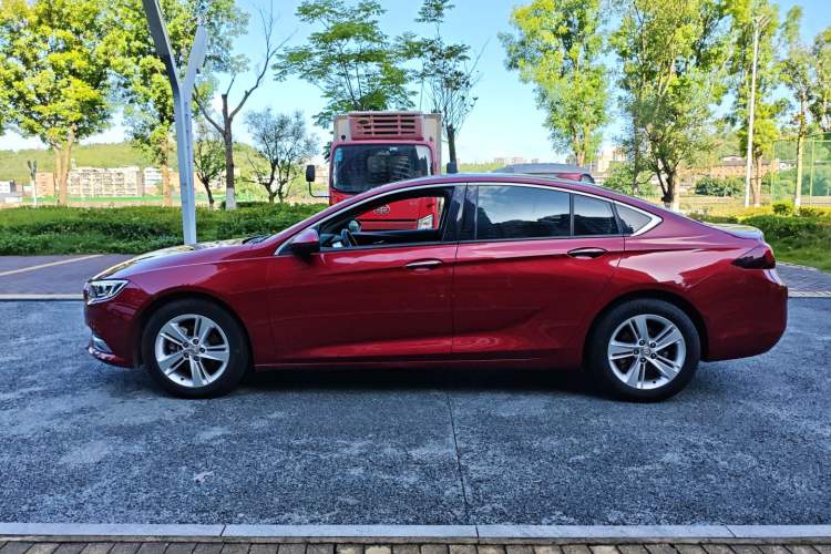 Used Buick Regal 2017 20T Luxury Model
