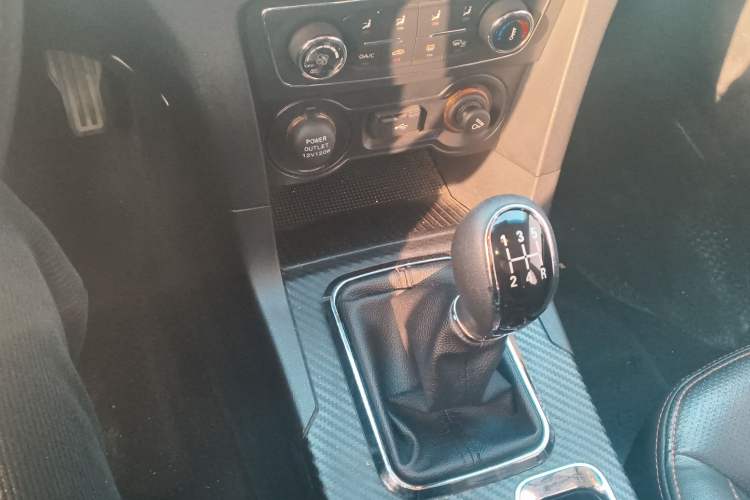 Used Geely Auto Vision 2017 1.5L Manual Happiness Edition
