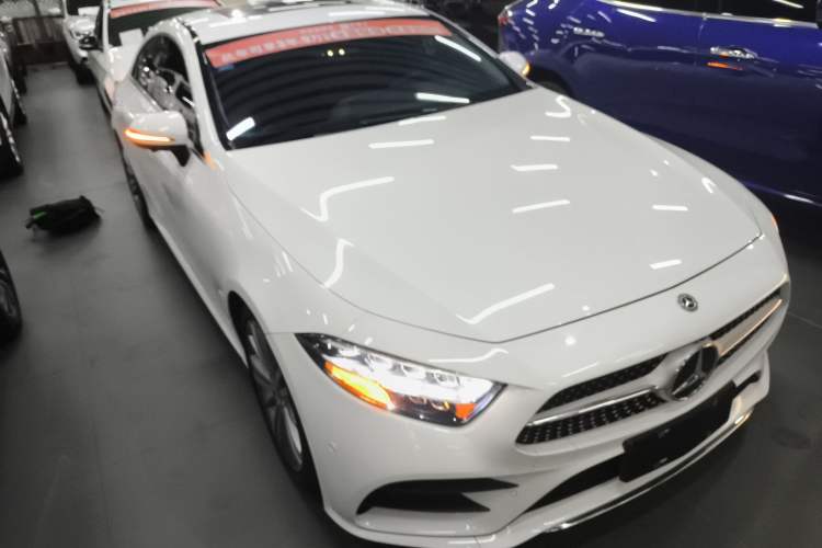 Used Mercedes-Benz CLS 2018 CLS 300 Luxury Model