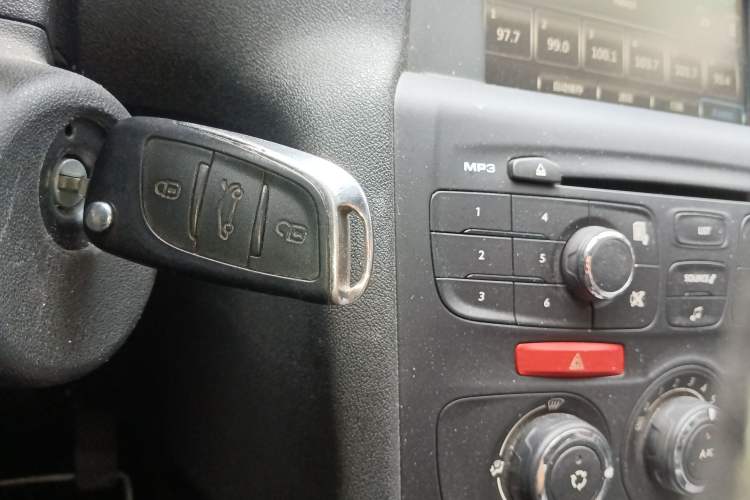 Used Citroen C4L 2015 1.8L Automatic Luxury Edition
